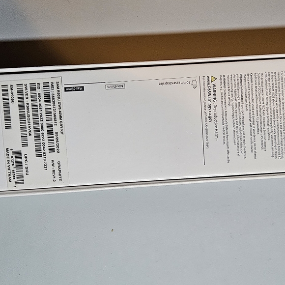 Samsung GALAXY 5 WATCH NIB - Picture 2 of 2